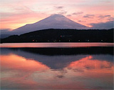 ペンションから望む山中湖・富士山